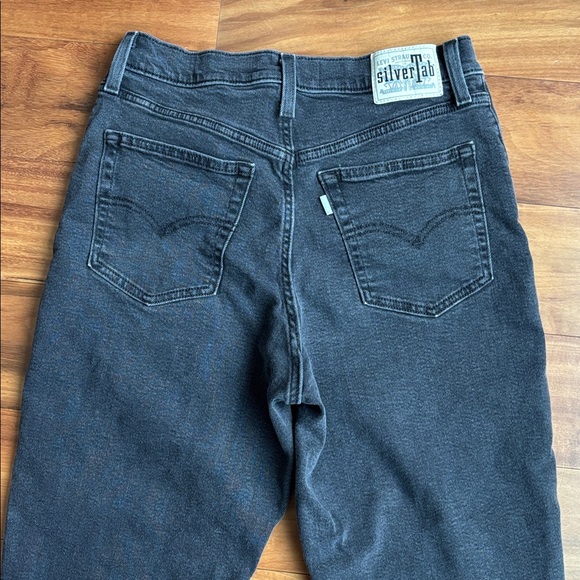 Levi’s mom jeans - Picture 10 of 10